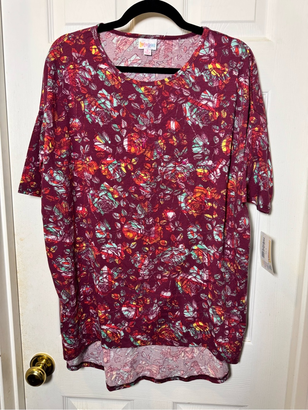 LuLaRoe Irma Burgundy Floral Short Sleeve Tunic